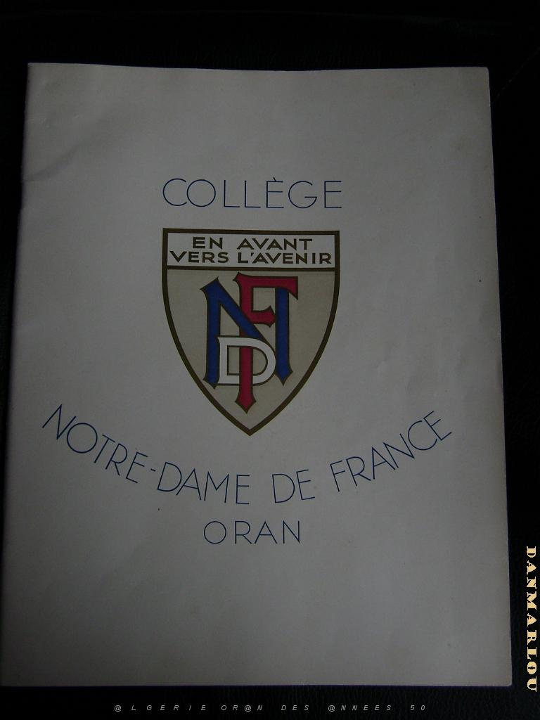 NOTRE DAME DE FRANCE drapeau du college notre dame de france a oran.JPG
